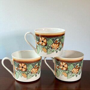 Set of Three Georges Briard L'ART NOUVEAU Floral Flat Bottom Cups